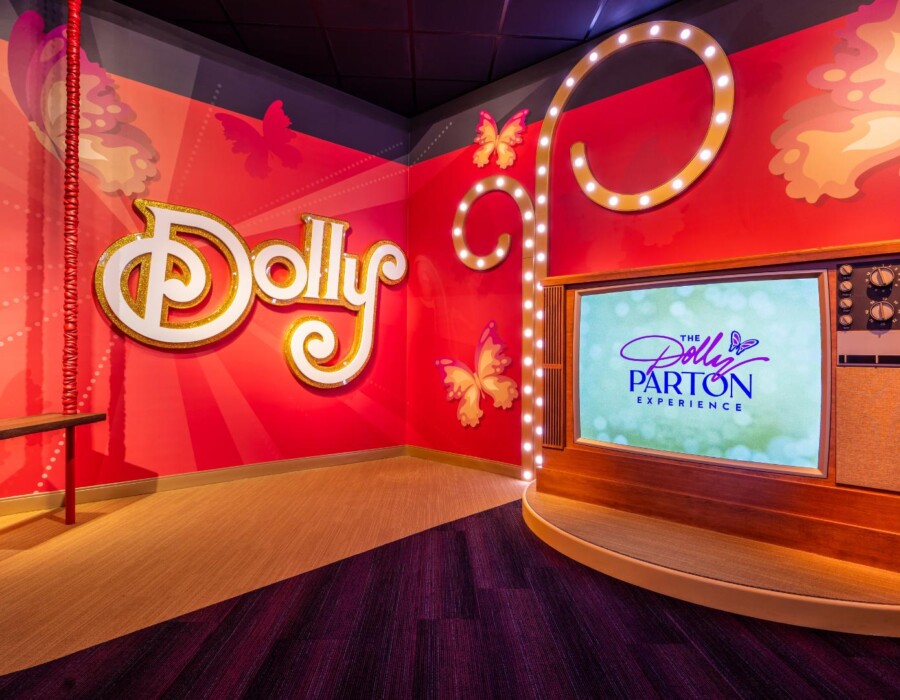 dollywood tv and sign