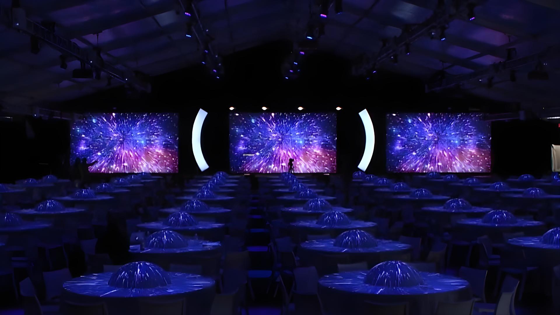MIT table projection mapping immersive dining with LED Video wall
