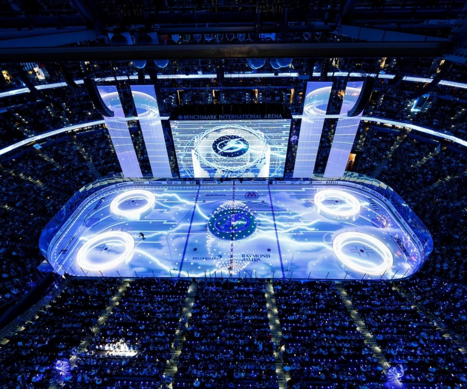 Tampa Bay Lightning Plaoff Projection Mapping Content Arena
