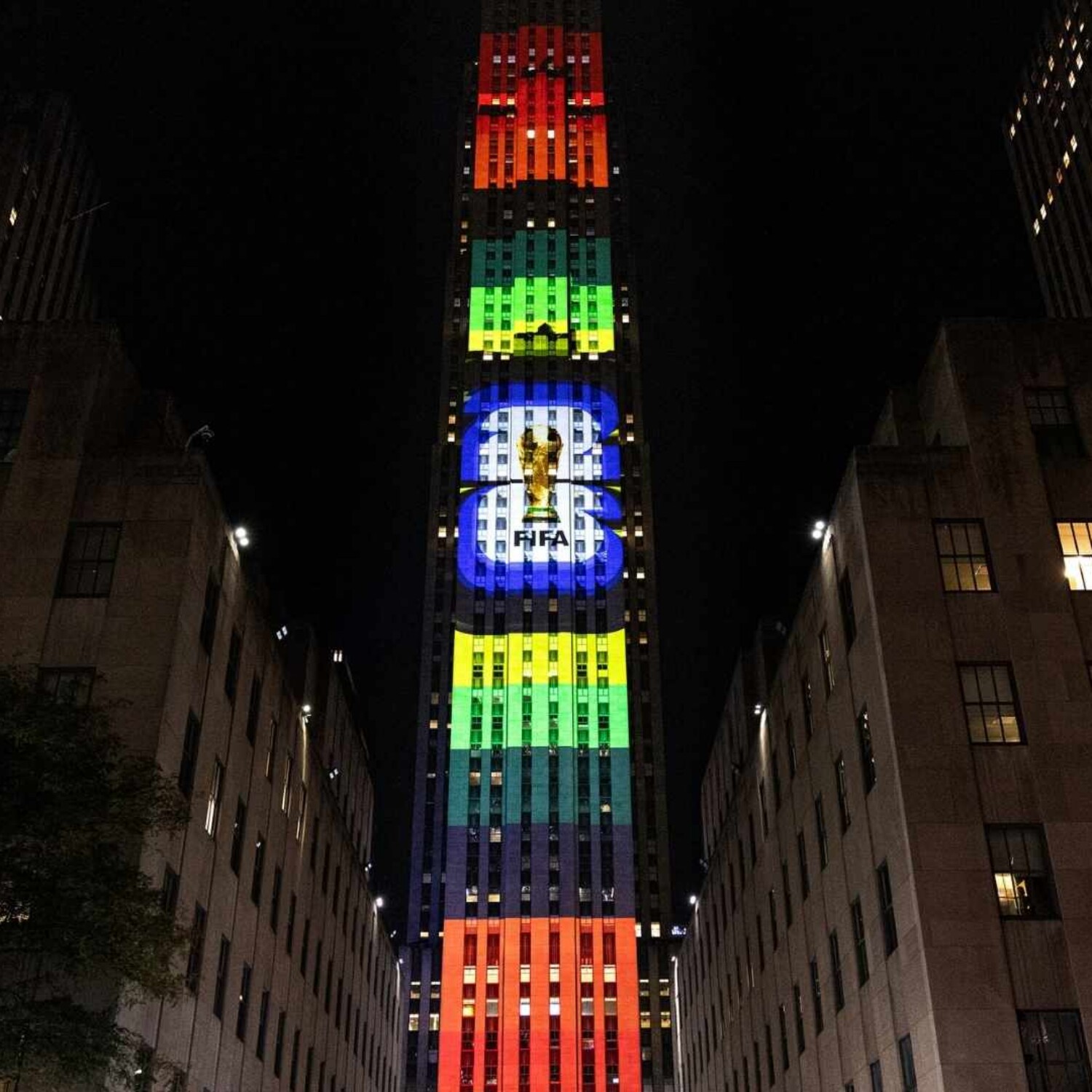 rockefeller center nyc fifa world cup projection mapping